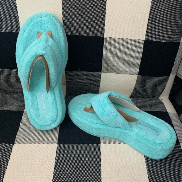 Sam Edelman - Picture 3 of 5